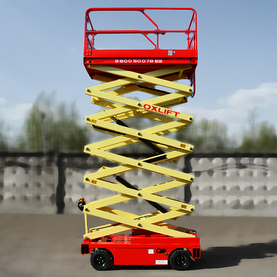 OXLIFT QZ-050-090 Самоходный (поводковый) подъемник ножничного типа с питанием от АКБ 9000 мм 500 кг